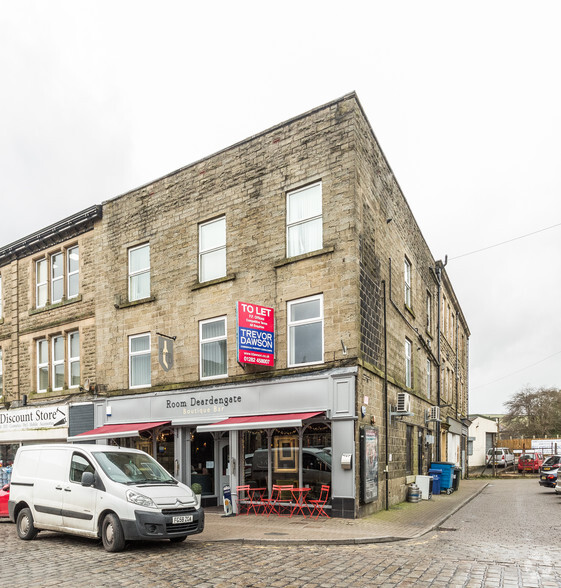 5-7 Deardengate, Haslingden à vendre - Photo principale - Image 1 de 3