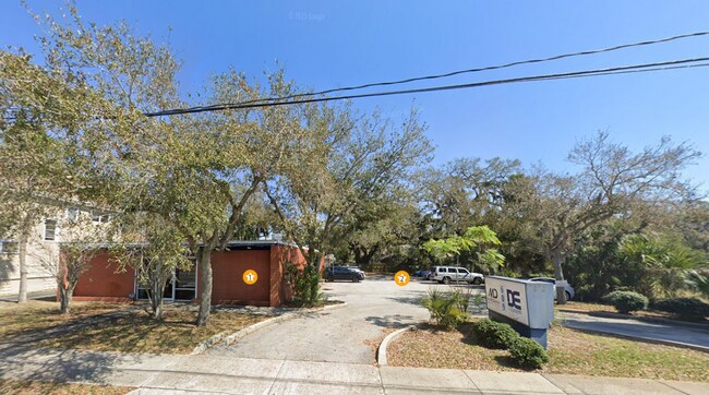 Plus de détails pour 609 S Ridgewood Ave, Daytona Beach, FL - Bureau à vendre