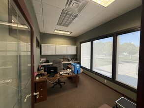 3200-3264 20th St S, Fargo, ND for lease Interior Photo- Image 2 of 7