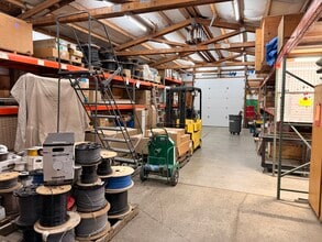 750 SW Bailey Ave, Hillsboro, OR à louer Photo intérieure- Image 2 de 20