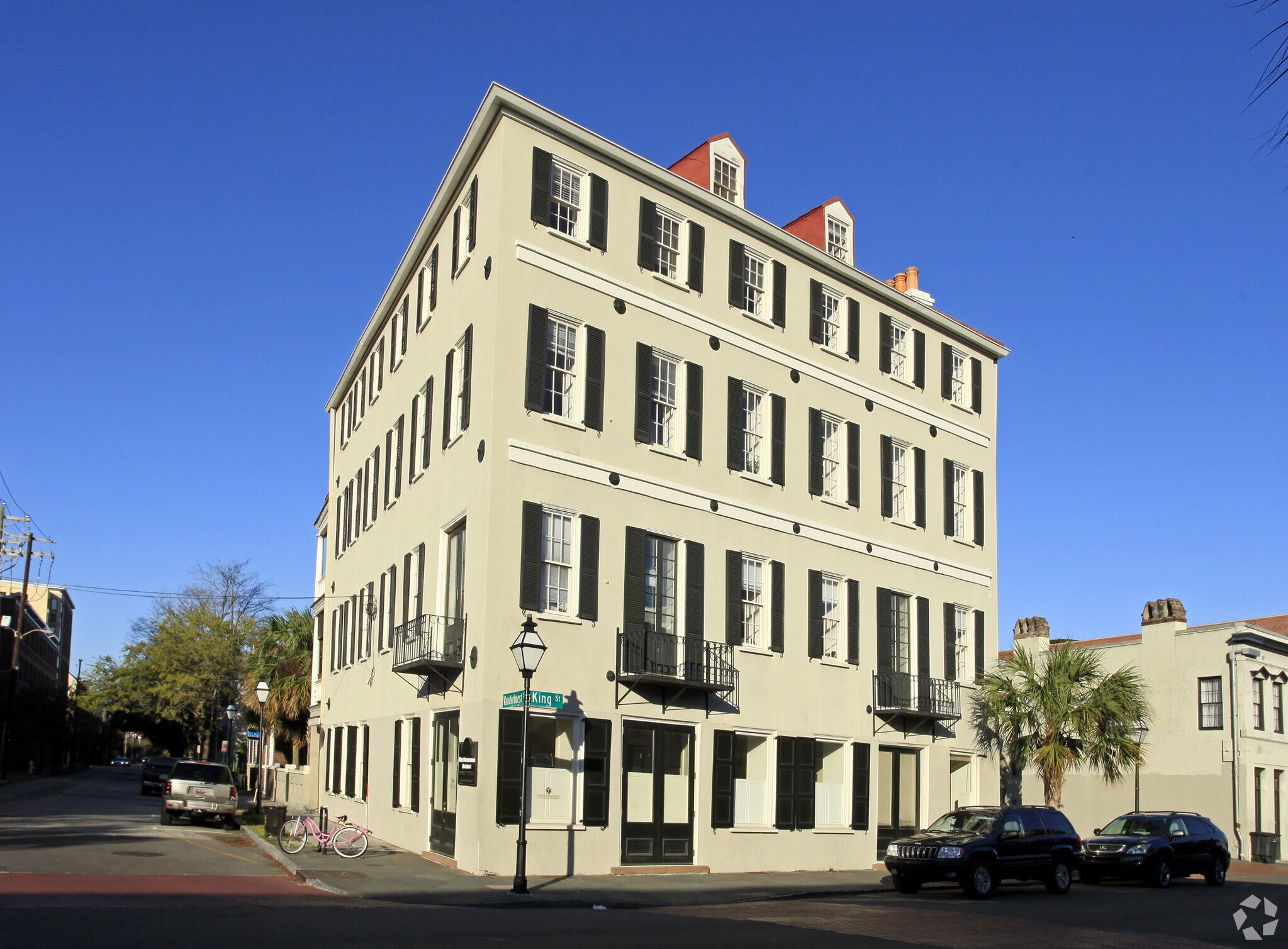 409 King St, Charleston, SC à louer Photo du bâtiment- Image 1 de 4