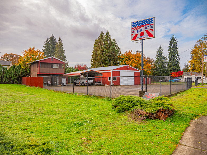 2283 Main, Sweet Home, OR à vendre - Photo principale - Image 1 de 1