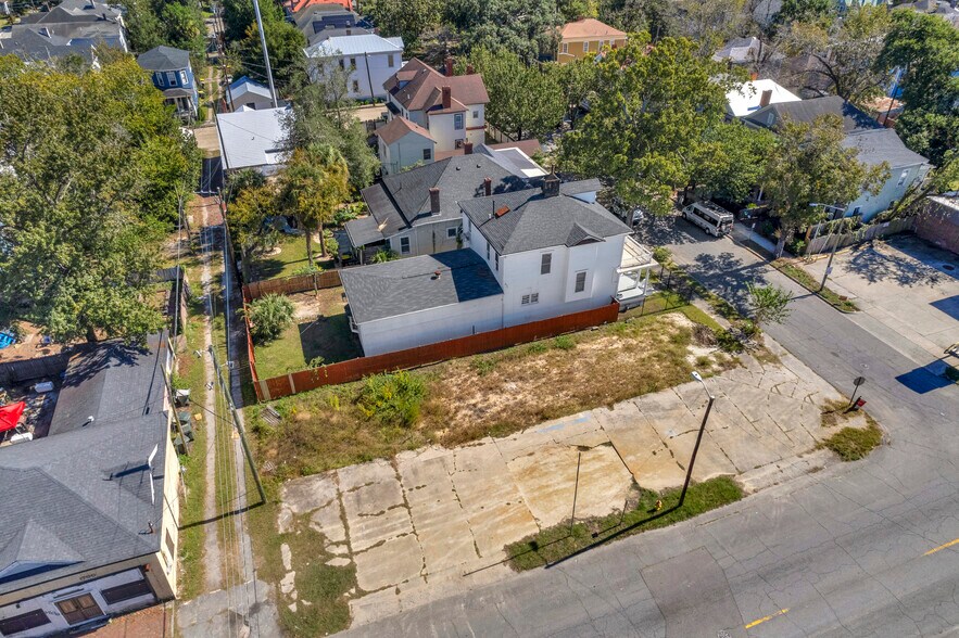 310 W 34th St, Savannah, GA à vendre - Photo du bâtiment - Image 3 de 12