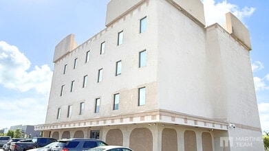 4350 W Hallandale Beach Blvd, Pembroke Park, FL for lease Interior Photo- Image 2 of 10