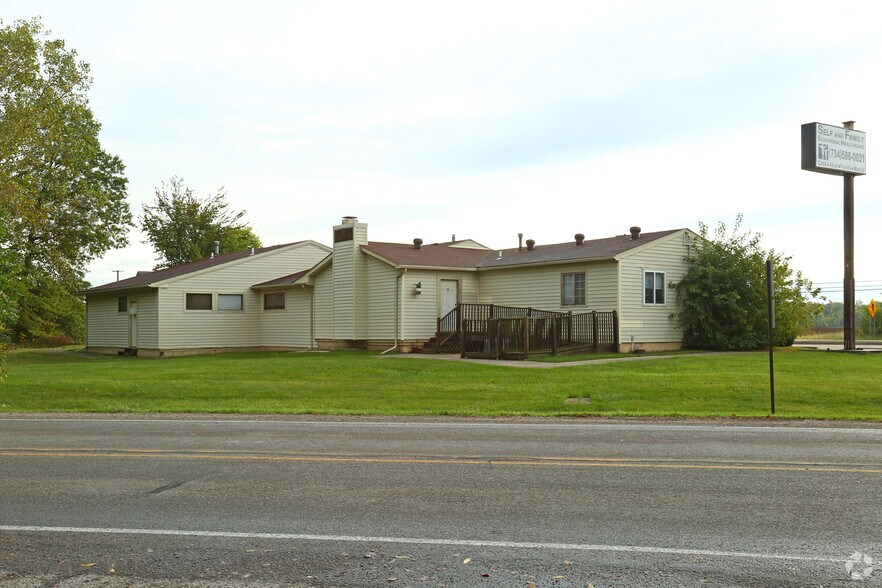7521 N Telegraph Rd, Newport, MI à louer - Photo du bâtiment - Image 2 de 3