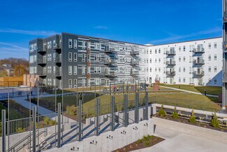 Plus de détails pour 1482 S 84th St, West Allis, WI - Local commercial à louer