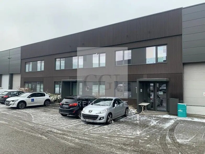 12 Chemin Des Gorges, Dardilly for lease - Building Photo - Image 1 of 12