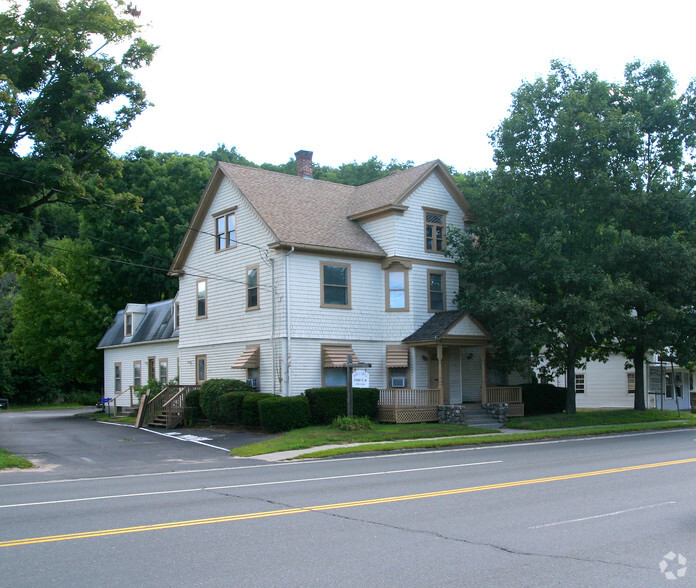 171-173 Albany Tpke, Canton, CT à vendre - Photo du bâtiment - Image 3 de 3