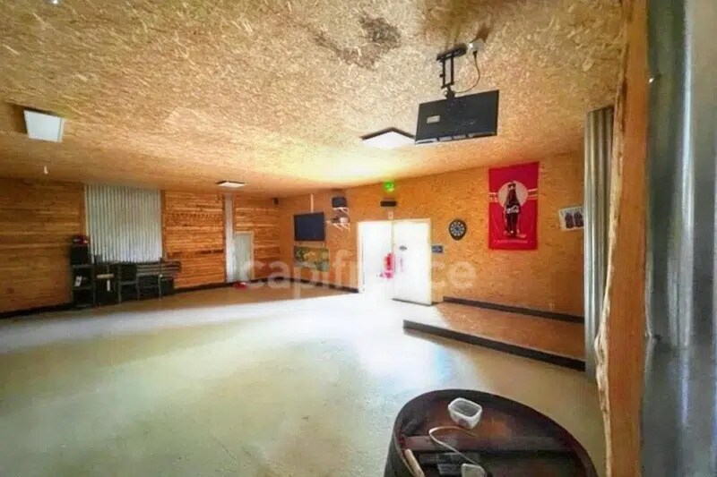 Local d'activités dans Saintes à vendre - Photo intérieure - Image 2 de 5