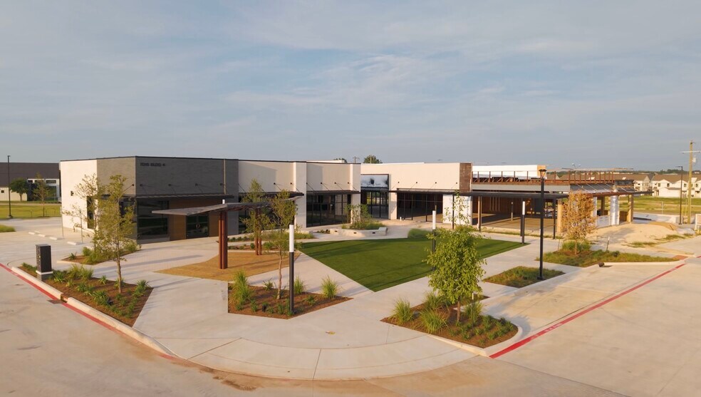 7018 Crossroads Way, Temple, TX à louer - Photo du bâtiment - Image 2 de 6