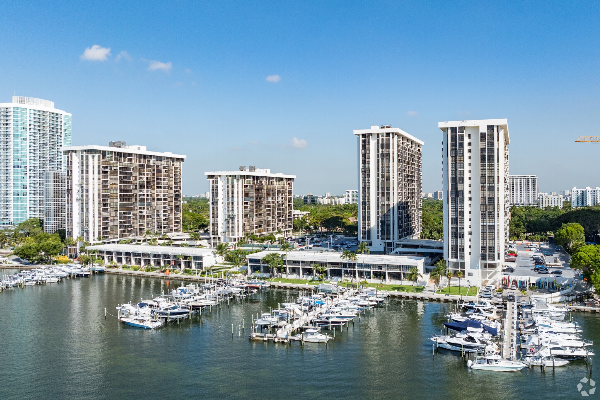 1901-1925 Brickell Ave, Miami, FL for sale Primary Photo- Image 1 of 8