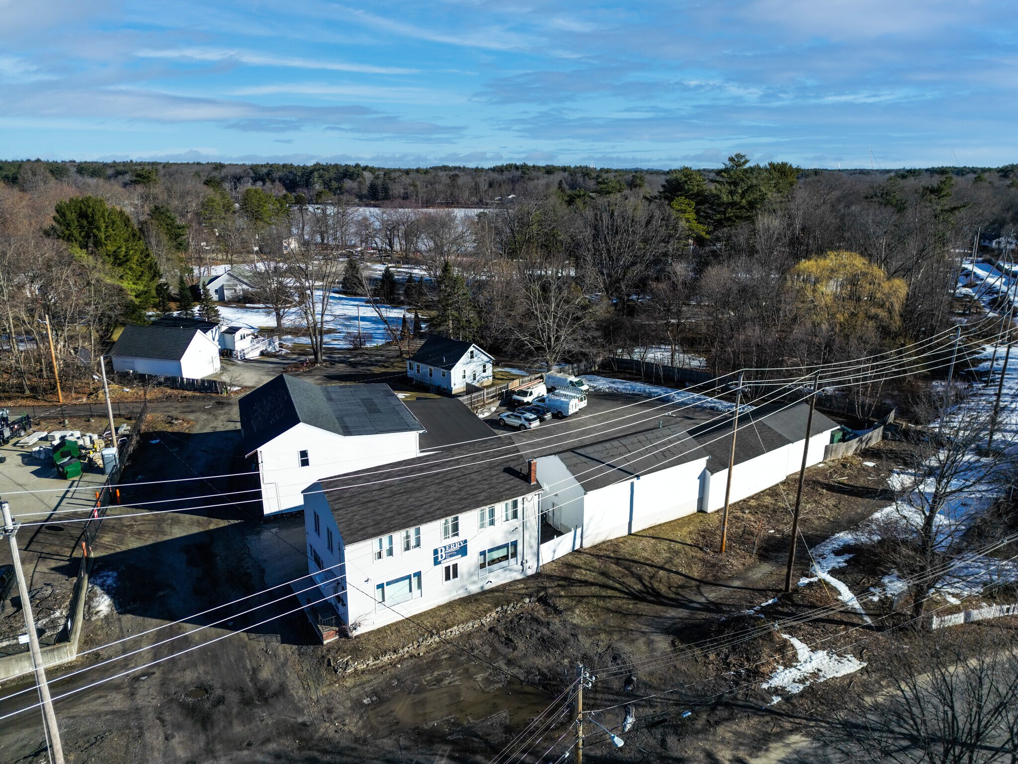 1 Milton Way, Georgetown, MA à vendre Photo principale- Image 1 de 12