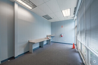 8741 S Greenwood Ave, Chicago, IL for lease Interior Photo- Image 1 of 2