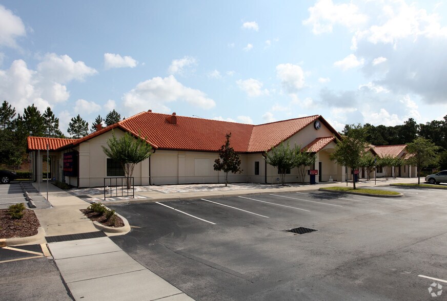 12315 Lake Underhill Rd, Orlando, FL for lease - Primary Photo - Image 1 of 4