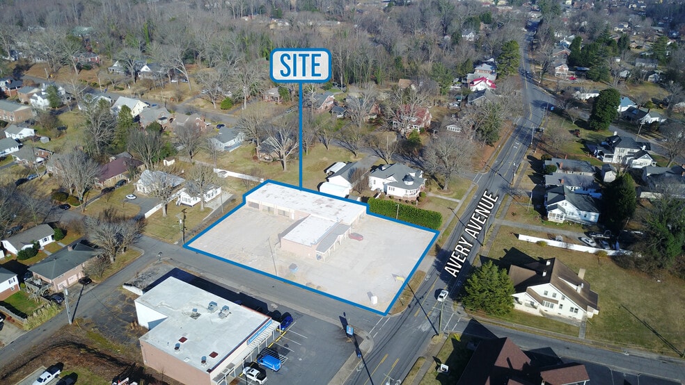 301 Avery Ave, Morganton, NC for sale - Building Photo - Image 2 of 3