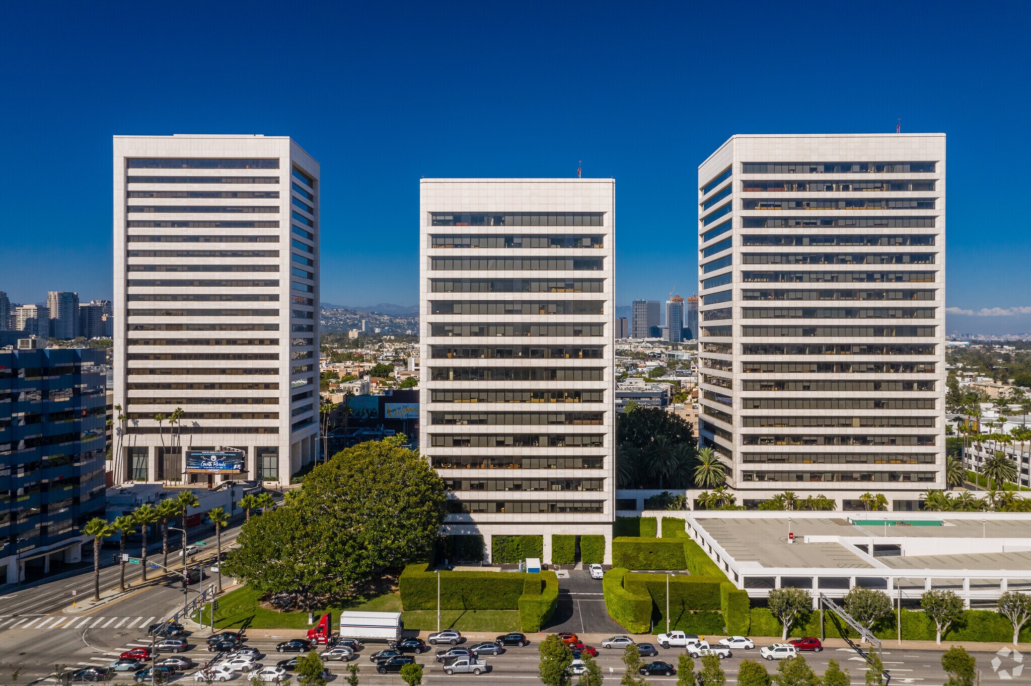 11150 Santa Monica Blvd, Los Angeles, CA à louer Photo du bâtiment- Image 1 de 9