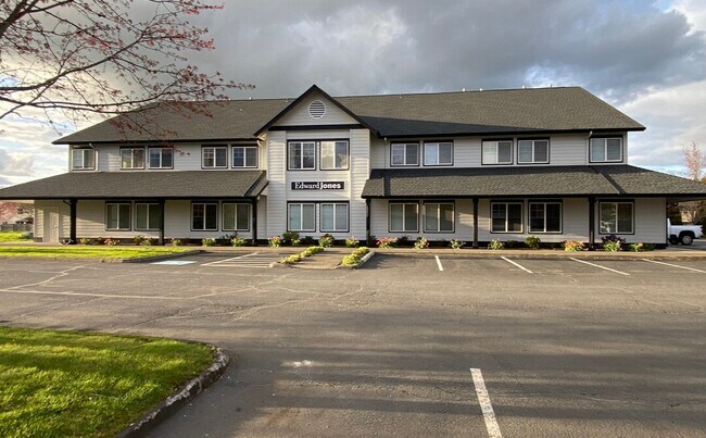 Plus de détails pour 1710 W Main St, Battle Ground, WA - Bureau à louer