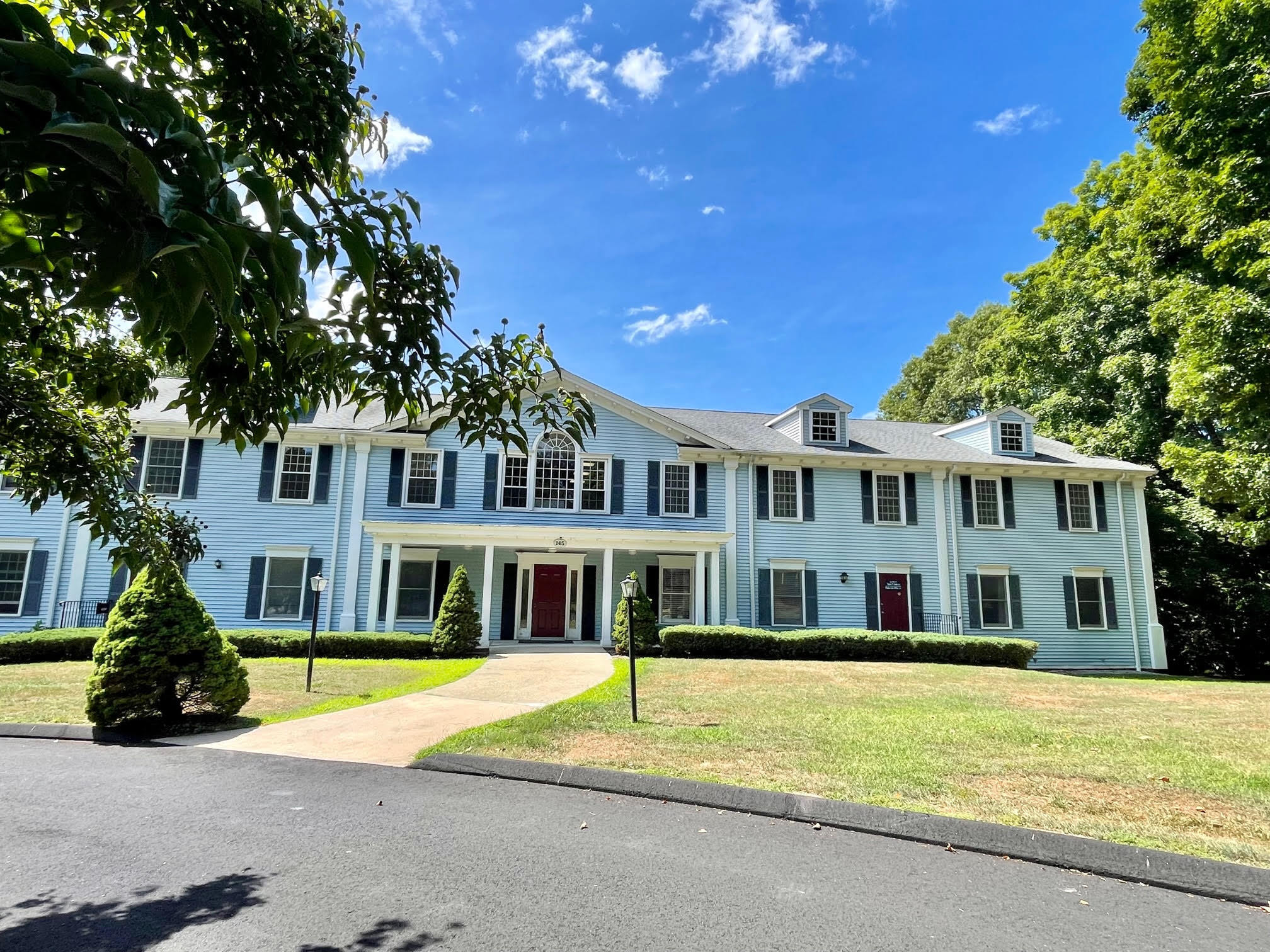 145 Durham Rd, Madison, CT for lease Building Photo- Image 1 of 3