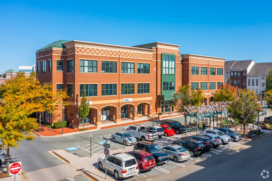 502-514 Main St, Gaithersburg, MD à louer - Photo du bâtiment - Image 3 de 4