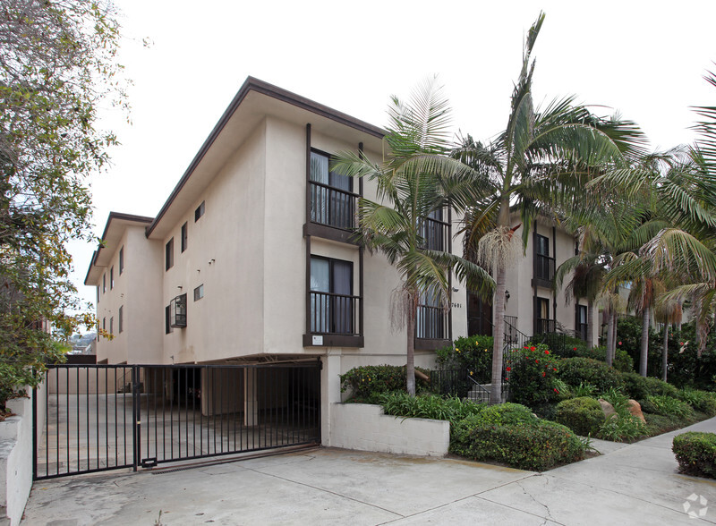 7601 Eads Ave, La Jolla, CA à vendre - Photo principale - Image 2 de 18