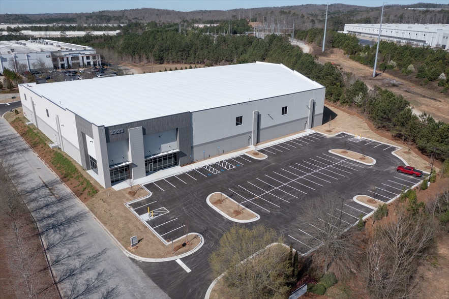 2223 Thornton Rd, Douglasville, GA à louer - Photo du bâtiment - Image 2 de 5