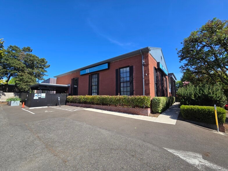 7525 N Richmond Ave, Portland, OR for sale - Primary Photo - Image 1 of 5