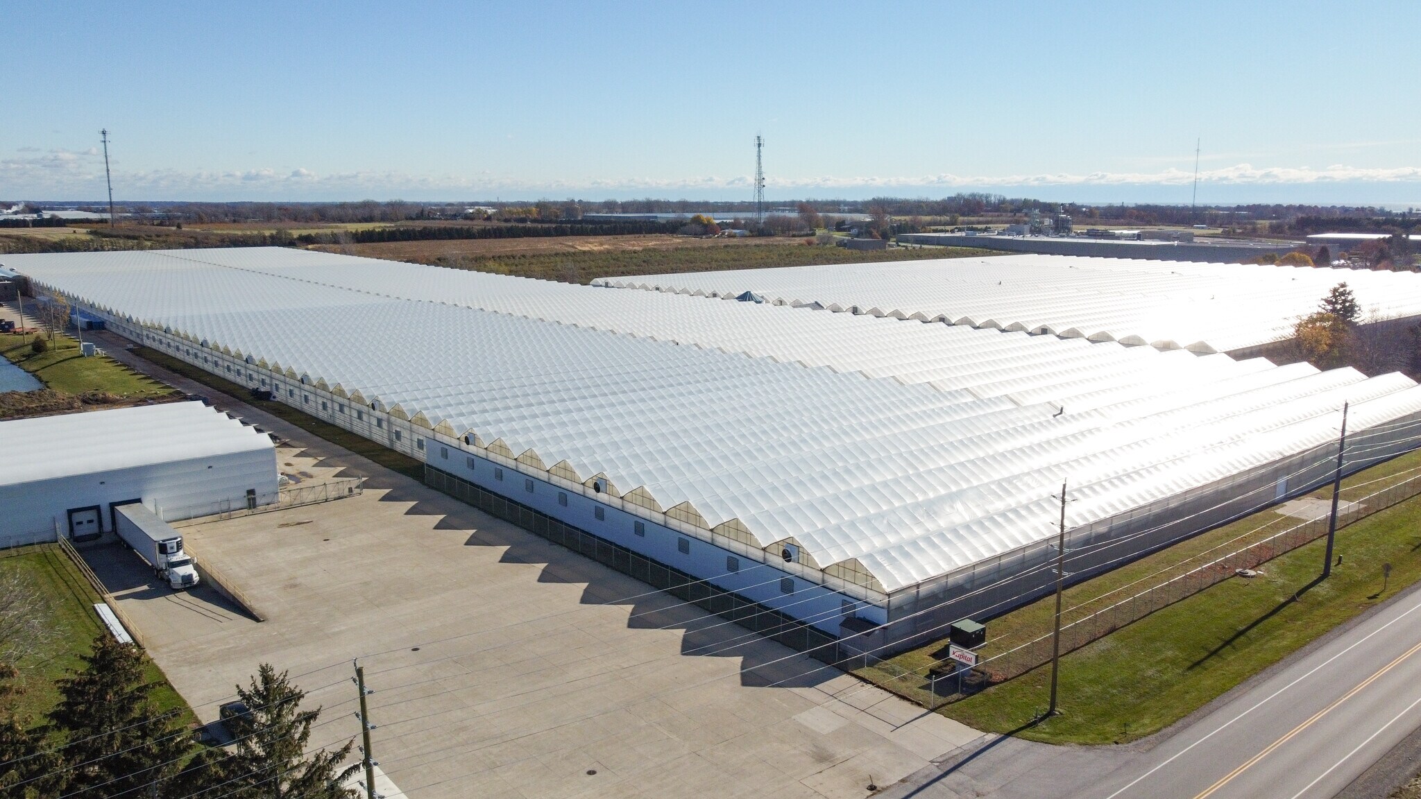 1506-1526 County Rd 34, Kingsville, ON à vendre Photo principale- Image 1 de 9