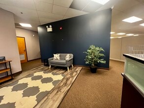 3 Killdeer Ct, Swedesboro, NJ for lease Interior Photo- Image 2 of 11