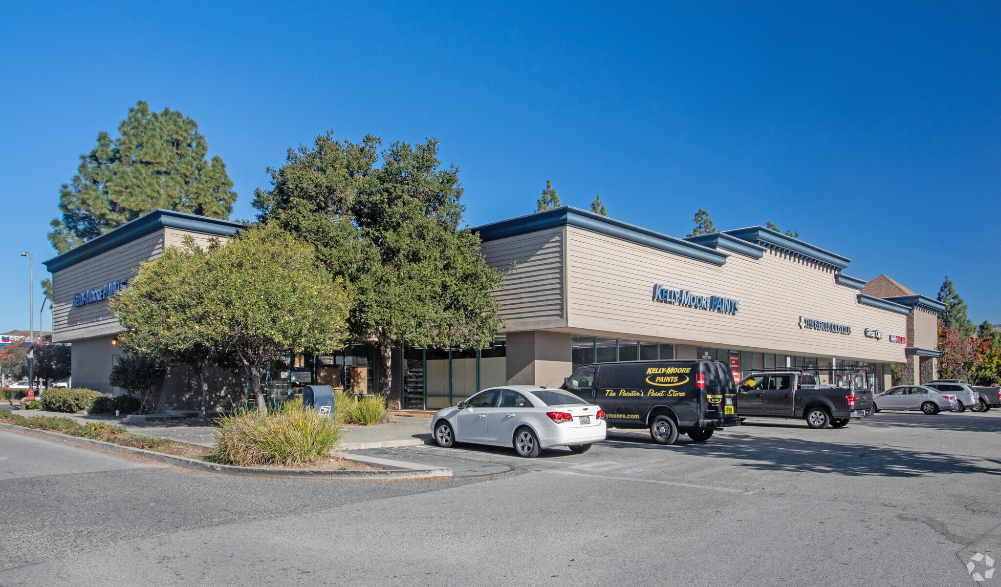 820 E Dunne Ave, Morgan Hill, CA for lease Primary Photo- Image 1 of 5