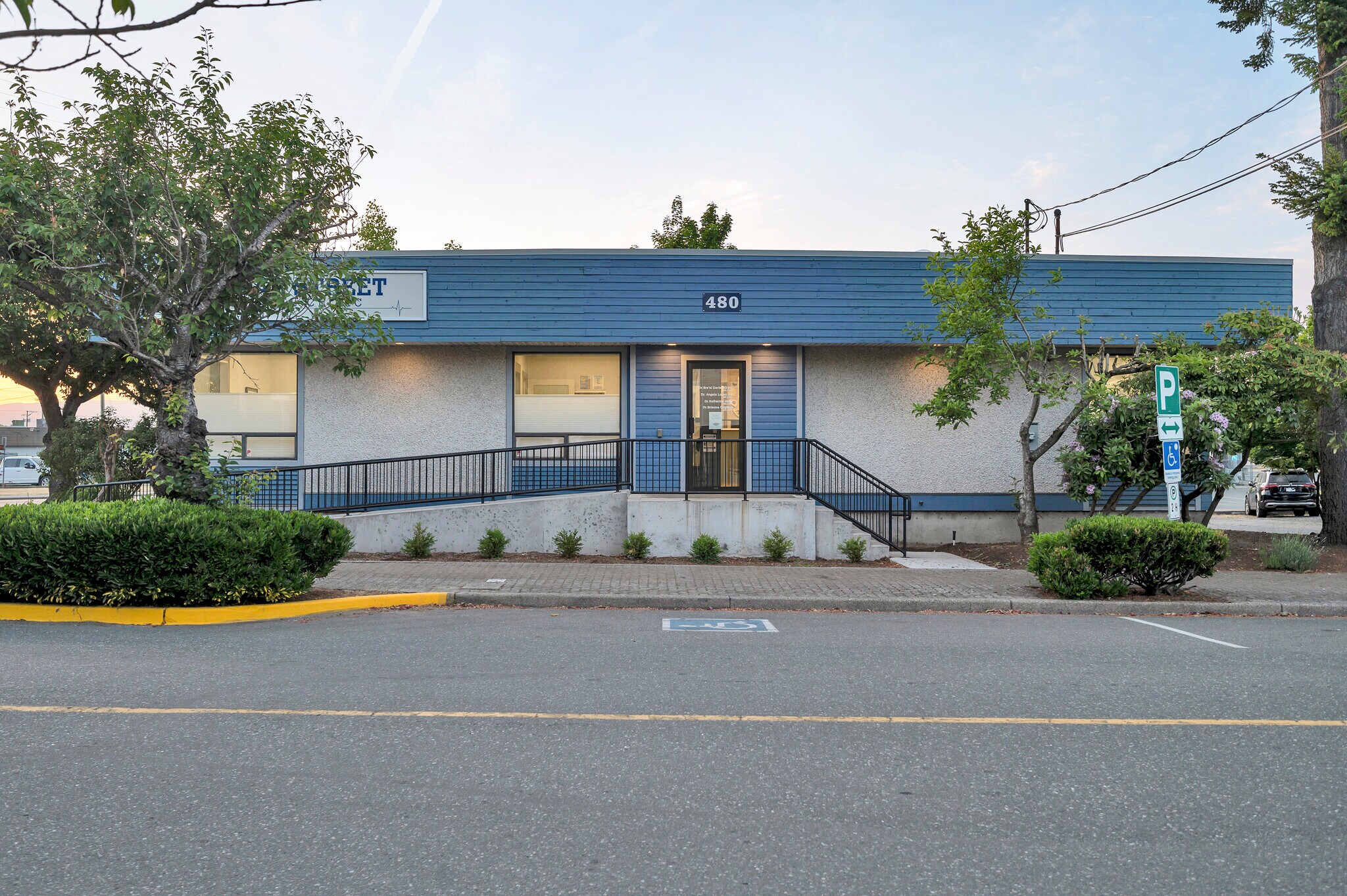 480 10th Av, Campbell River, BC for sale Building Photo- Image 1 of 1