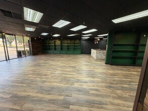 8005-8316 S Sheridan Rd, Tulsa, OK for lease Interior Photo- Image 2 of 4