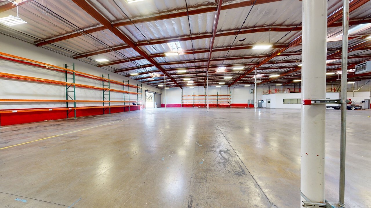 15700 S Figueroa St, Gardena, CA for lease Interior Photo- Image 1 of 19