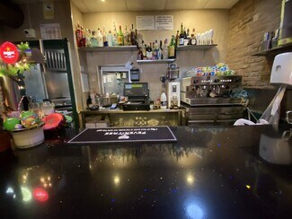 Plus de détails pour Commerce de détail à louer