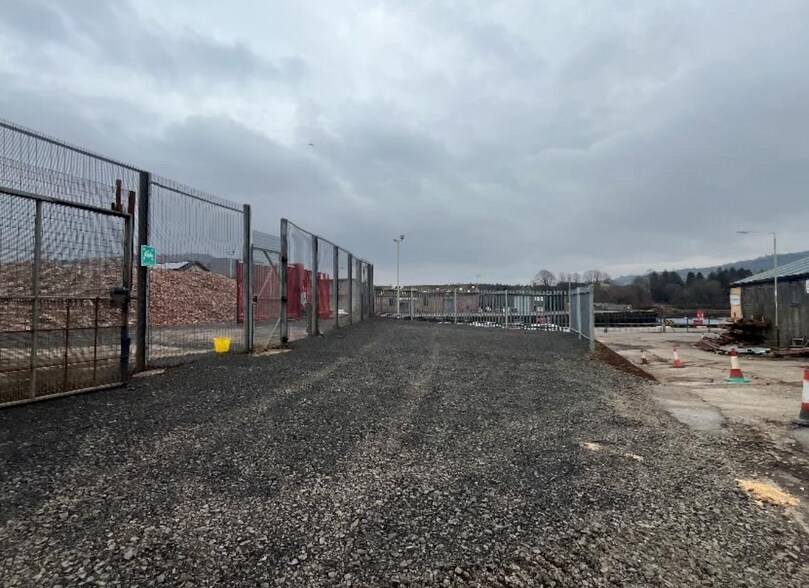 Friarton Rd, Perth à louer - Photo du bâtiment - Image 2 de 4