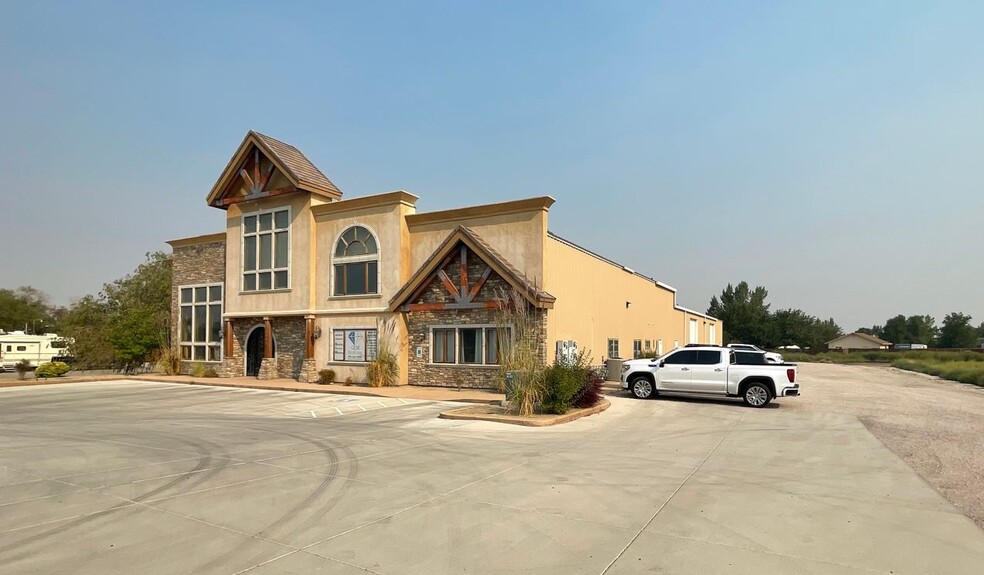 4082 Reno Hwy, Fallon, NV for sale - Building Photo - Image 1 of 1