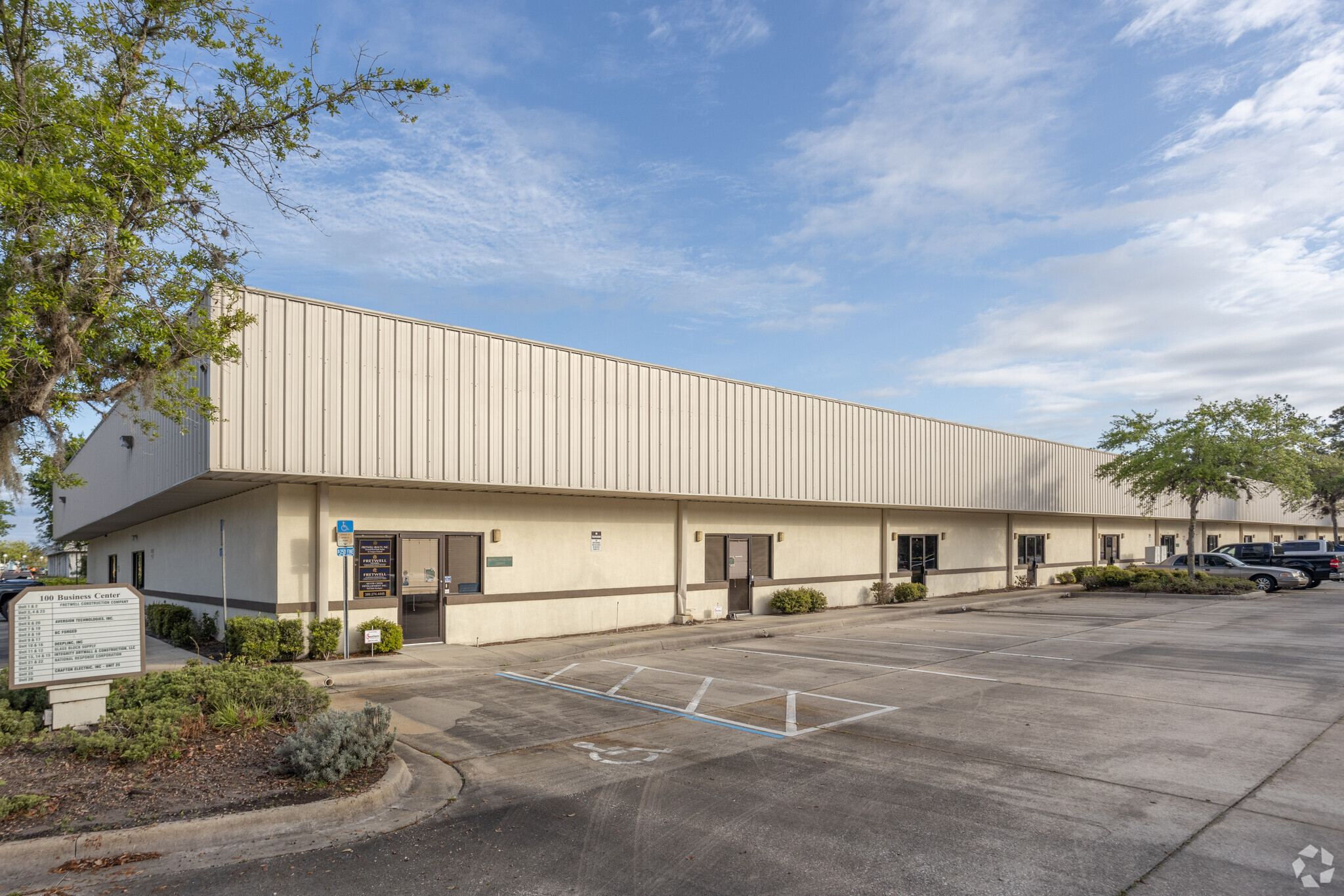 100 Business Center Dr, Ormond Beach, FL for lease Primary Photo- Image 1 of 11