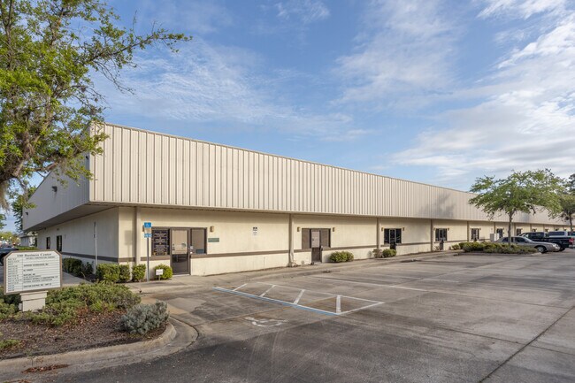 More details for 100 Business Center Dr, Ormond Beach, FL - Office, Industrial for Lease
