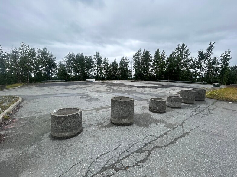 1900 Muldoon Rd, Anchorage, AK à vendre - Photo principale - Image 1 de 1