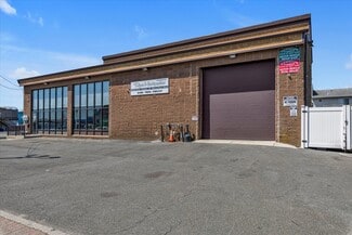 More details for 314 Woodcleft Ave, Freeport, NY - Retail for Sale
