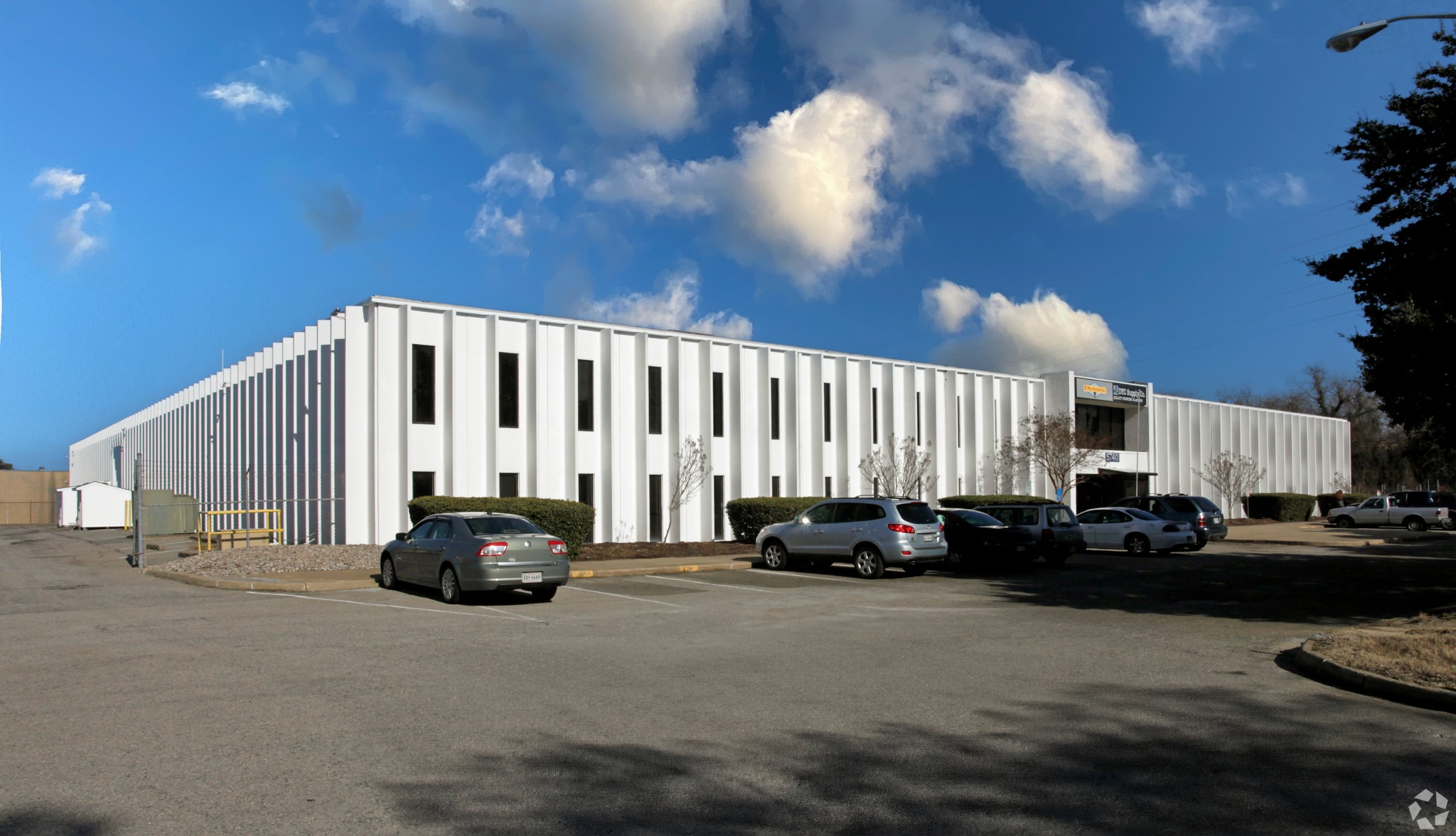 5740 Bayside Rd, Virginia Beach, VA for lease Building Photo- Image 1 of 6