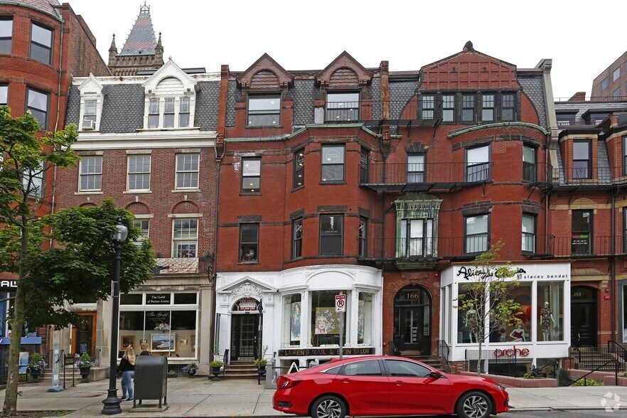 164 Newbury St, Boston, MA à louer - Photo du bâtiment - Image 3 de 5