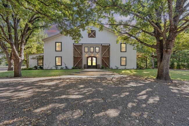 More details for 1297 County Road 3318, Greenville, TX - Specialty for Sale