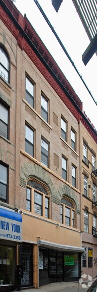 1641 Broadway, Brooklyn, NY à vendre - Photo principale - Image 2 de 23