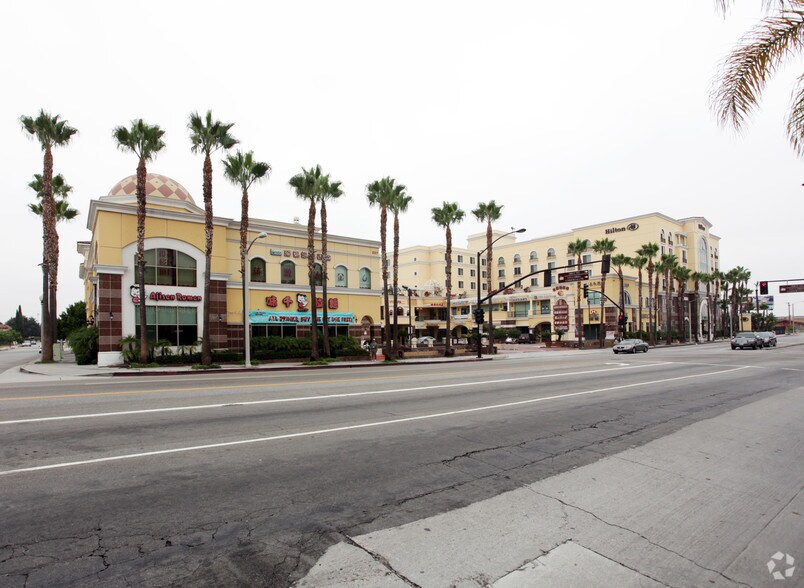 227 W Valley Blvd, San Gabriel, CA à louer - Photo du bâtiment - Image 3 de 26