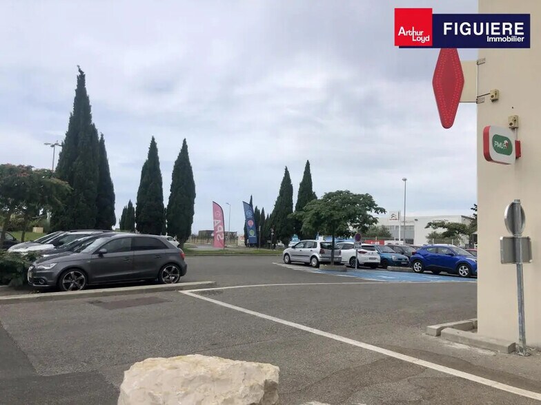 1 Avenue Clément Ader, Istres for lease - Primary Photo - Image 2 of 4