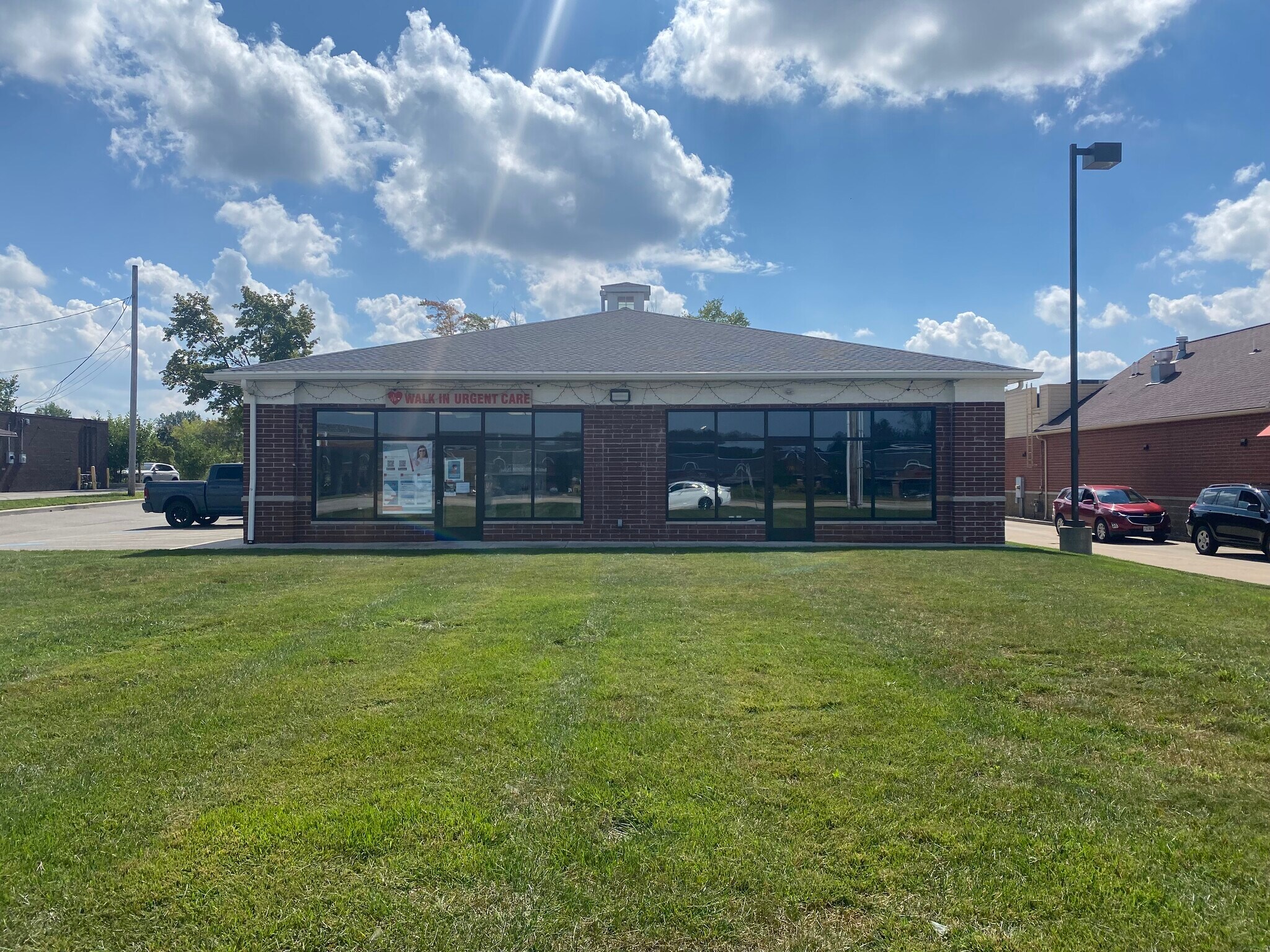1055 W Royalton Rd, Broadview Heights, OH à vendre Photo du bâtiment- Image 1 de 10