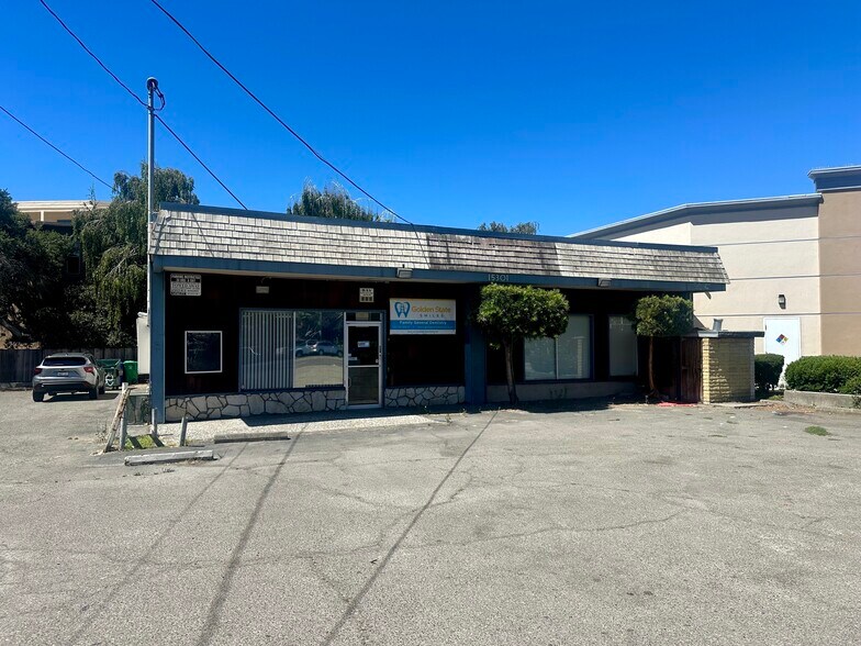 15301 Washington Ave, San Leandro, CA à vendre - Photo du bâtiment - Image 1 de 14