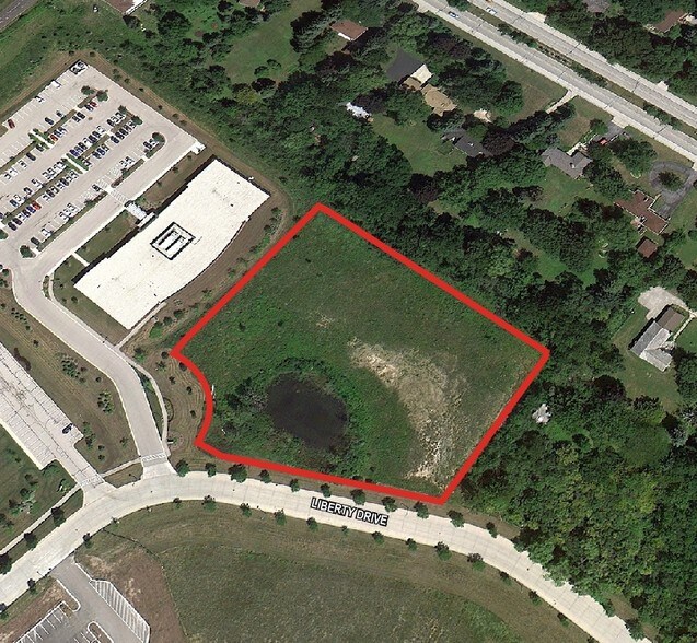 10920 W Liberty Dr, Milwaukee, WI for sale - Building Photo - Image 1 of 2