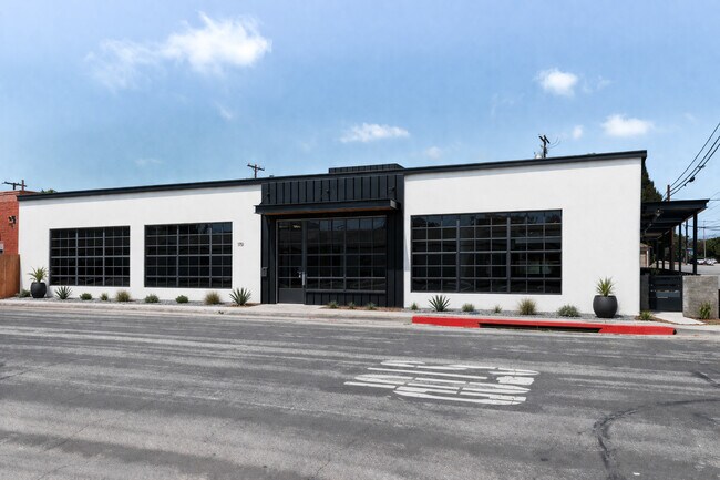 Plus de détails pour 1751 Berkeley St, Santa Monica, CA - Bureau à louer