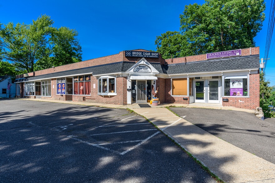147 Quinn St, Naugatuck, CT for sale - Building Photo - Image 2 of 6